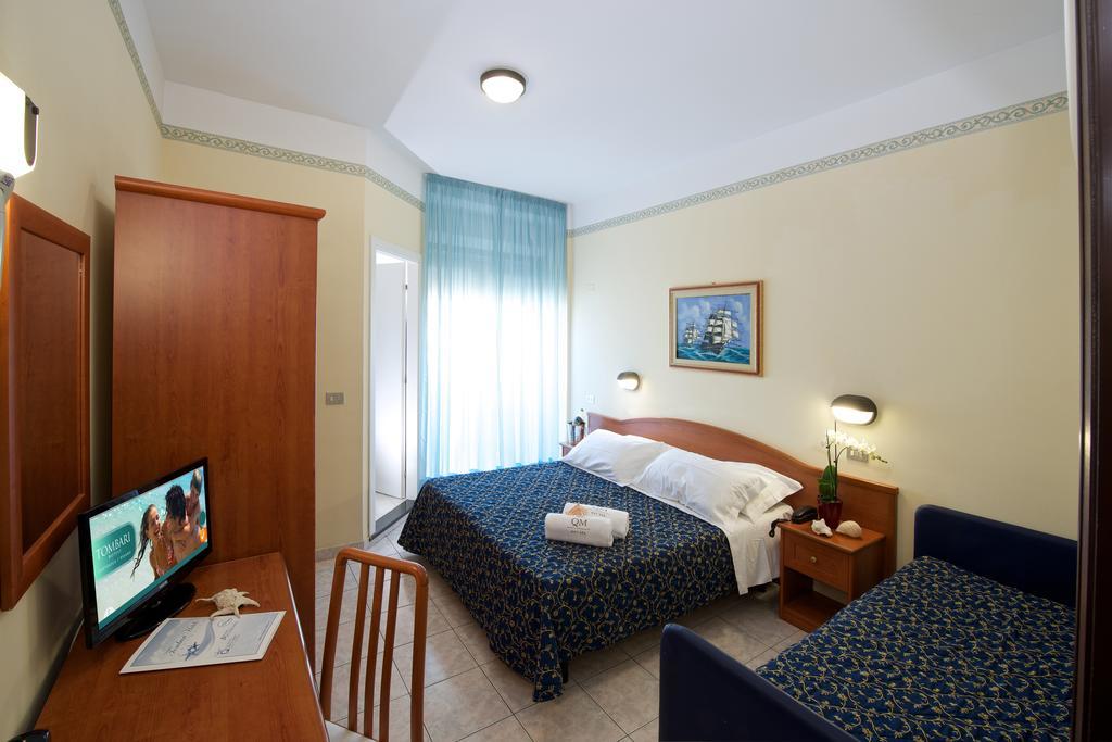 Hotel Queen Mary Cattolica Pokoj fotografie
